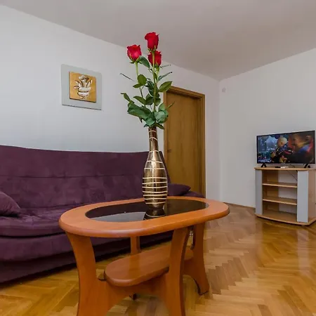Apartment Old Town *