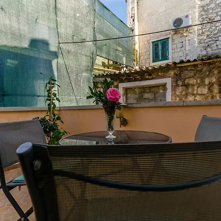 Old Town Apartment