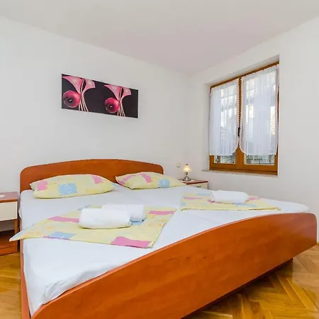 Apartment Old Town *